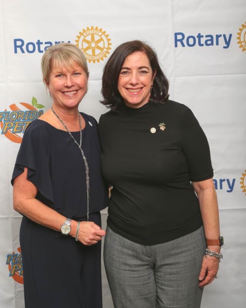 <center>Lauren Cohn - Club President</center>